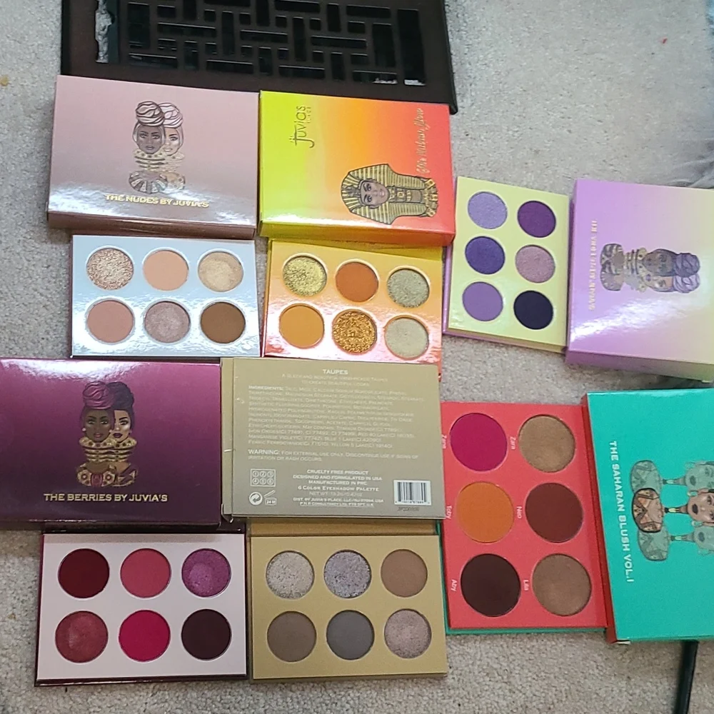 JUVIA'S PLACE EYESHADOW BUNDLE FOR SALE - Picture 1 of 8